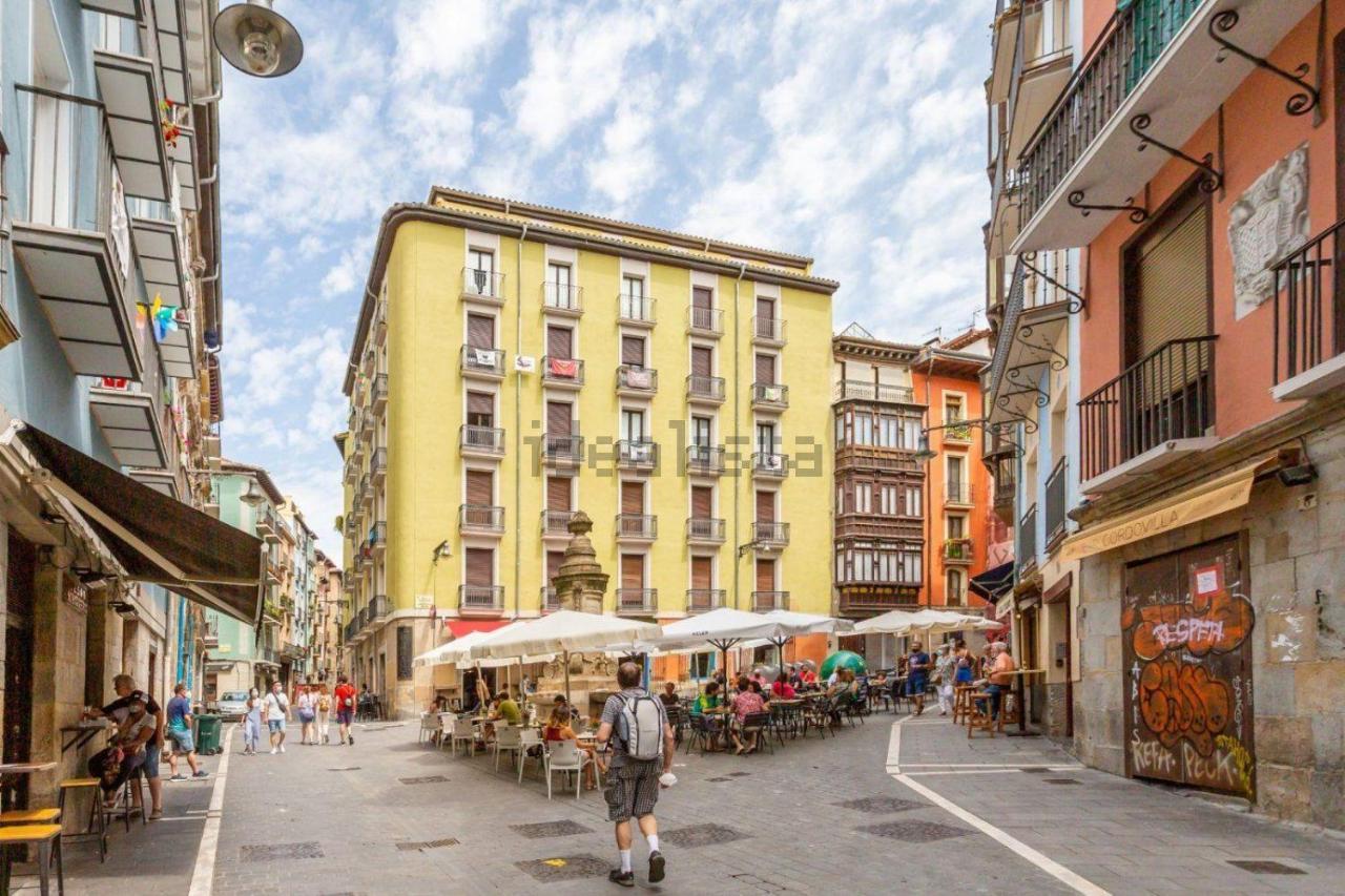 Trampantojo Apartamento En El Corazon De Памплона Экстерьер фото